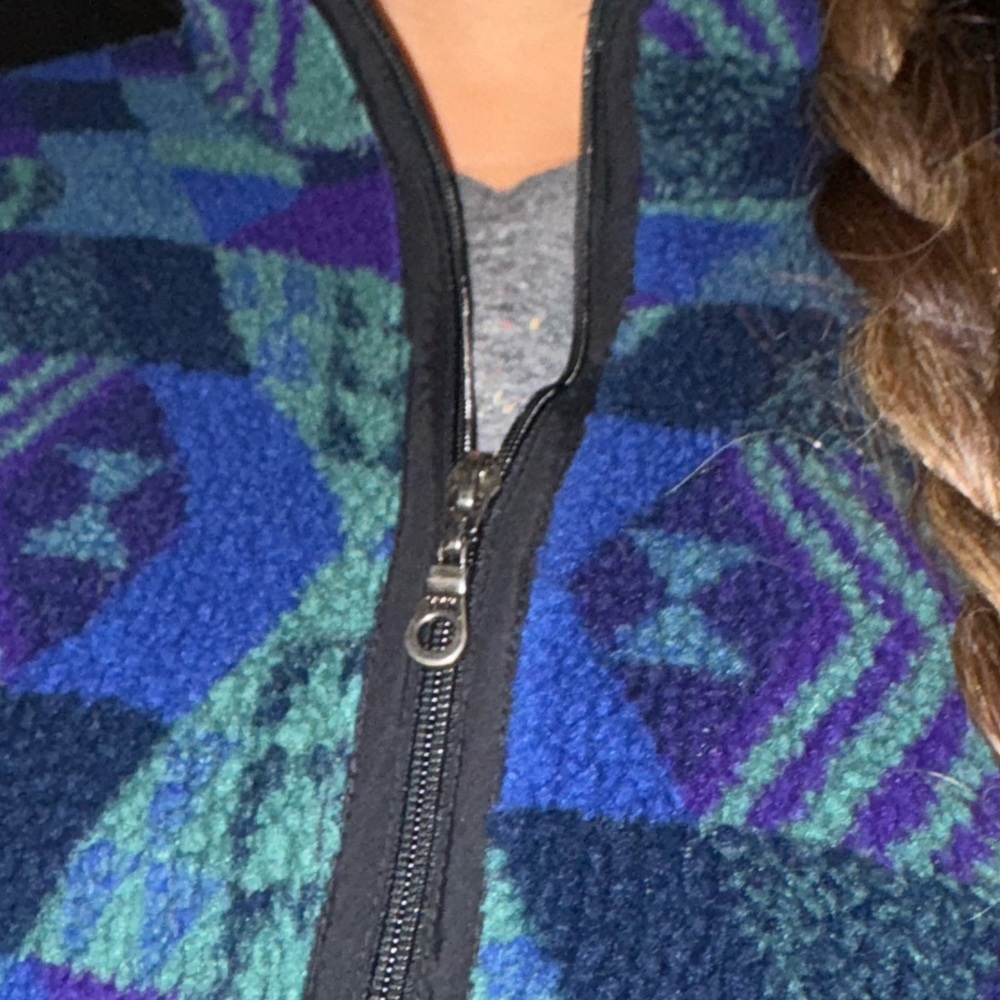 Geometric Patterned Fleece Jacket - image 4
